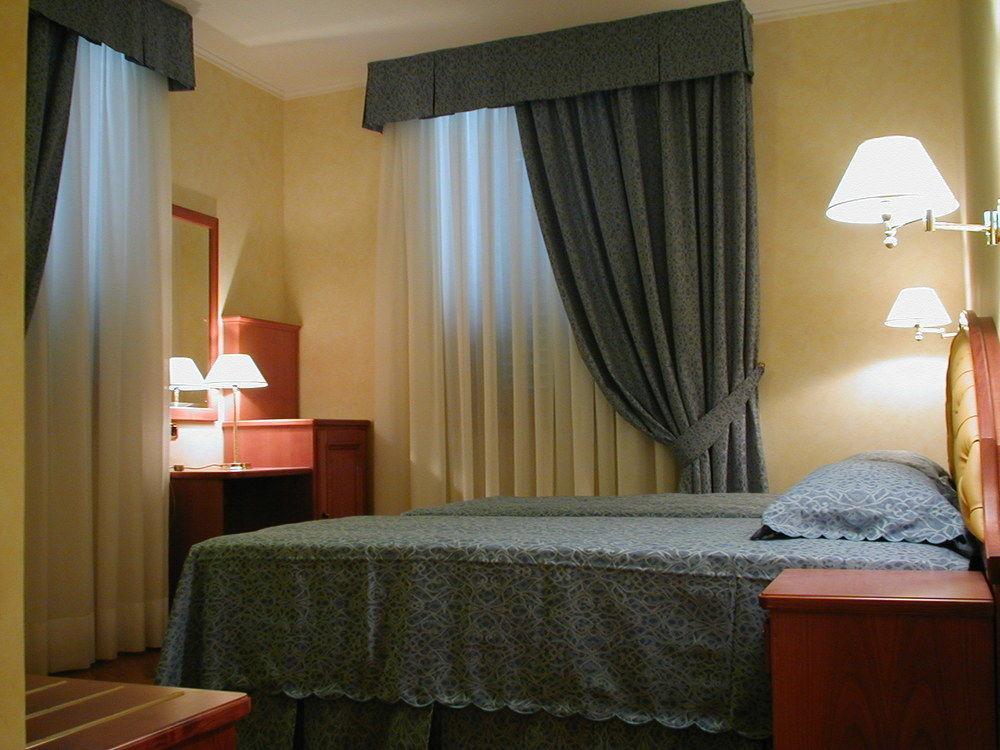 Hotel Antico Masetto Лампореккьо Экстерьер фото
